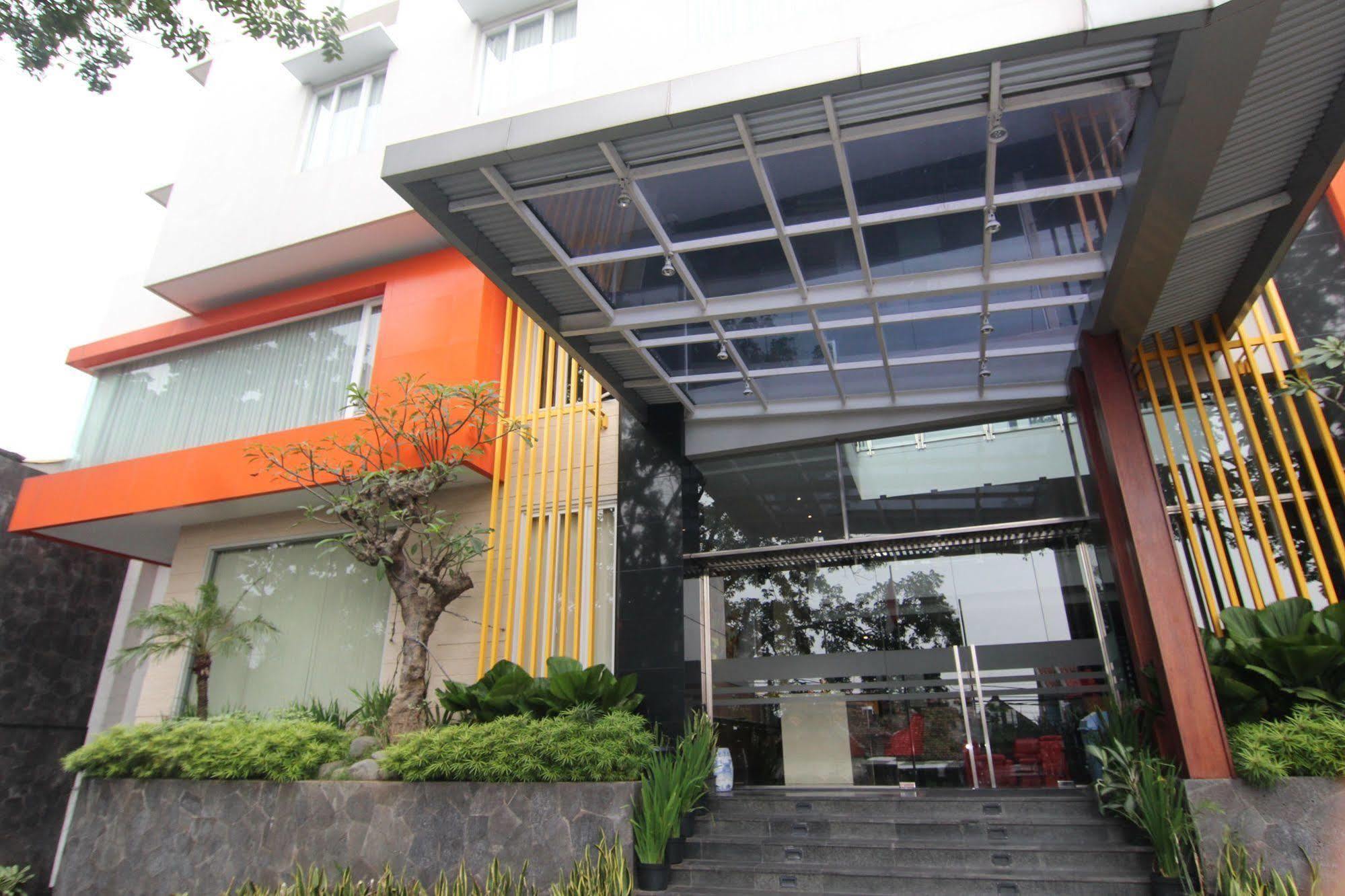 Zen Premium Near Rumah Mode Bandung Exterior foto